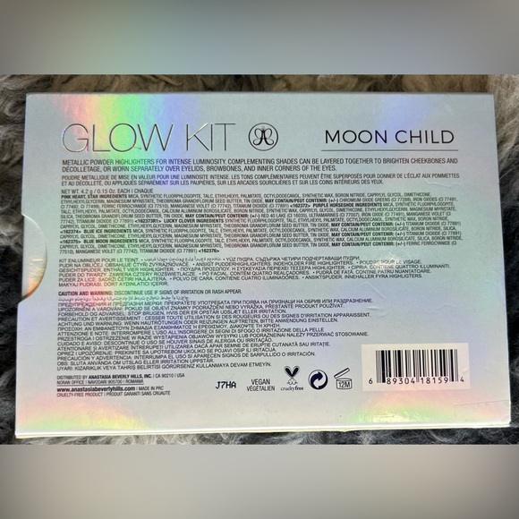 Anastasia Beverly Hills Moonchild Glow Kit - Picture 3 of 16